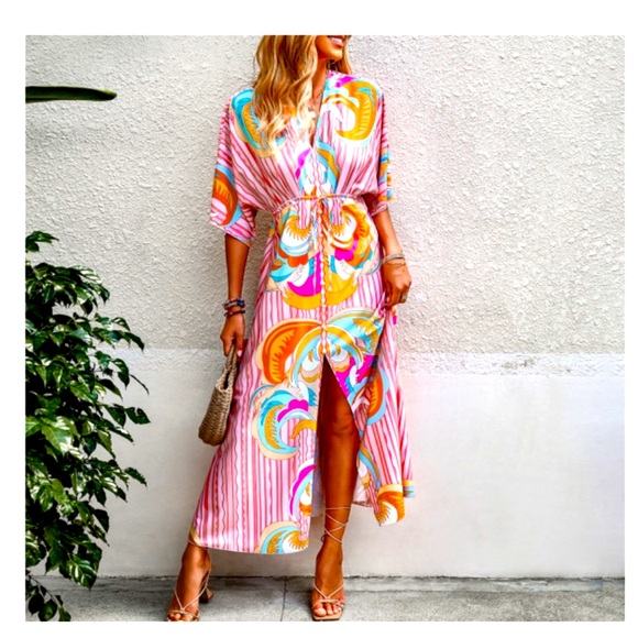 Dresses & Skirts - VACAY Brightly colored Maxi Size L